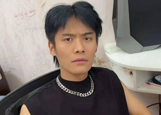 三只羊集团里最聪明的人，早就发现问题，年初坚决选择辞职
