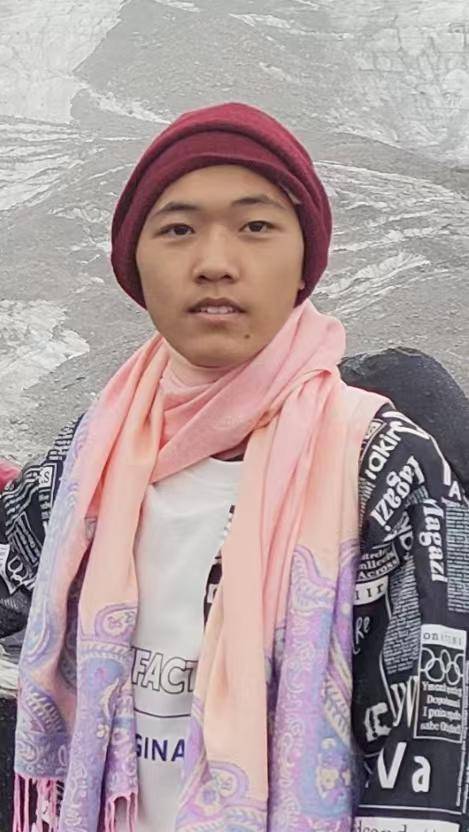 18岁高中生到西双版纳后失联 父亲：他爱玩手机近期却没用流量，或已失去人身自由