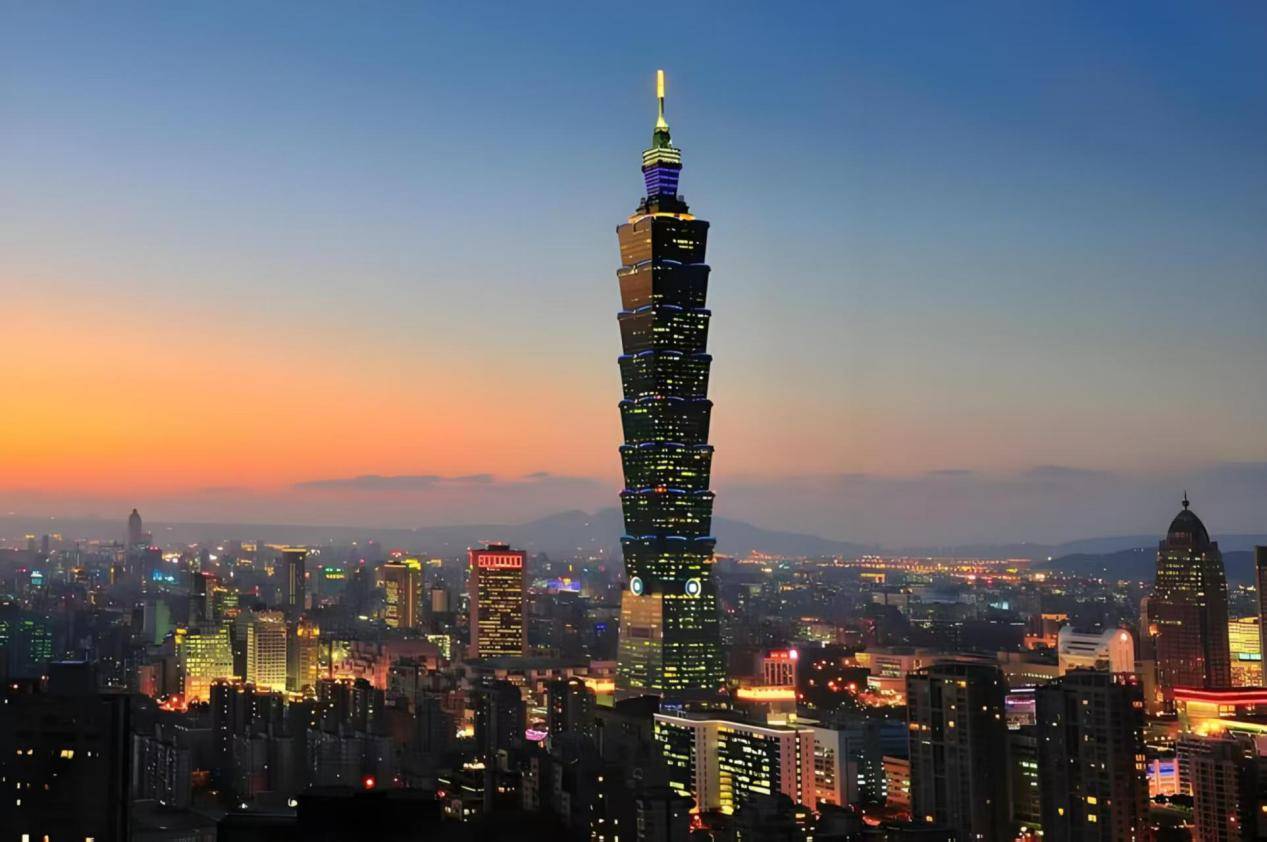 赖清德天要塌了？特朗普专机抵达北京前，美国容不得半点差错